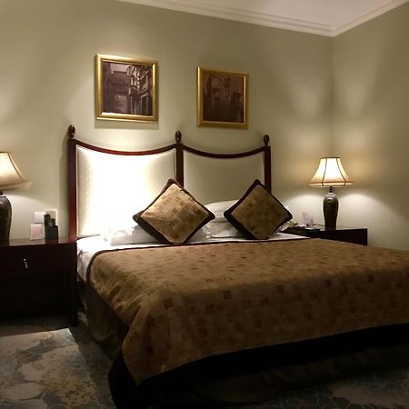 The Bund Riverside Hotel Shanghai Bagian luar foto